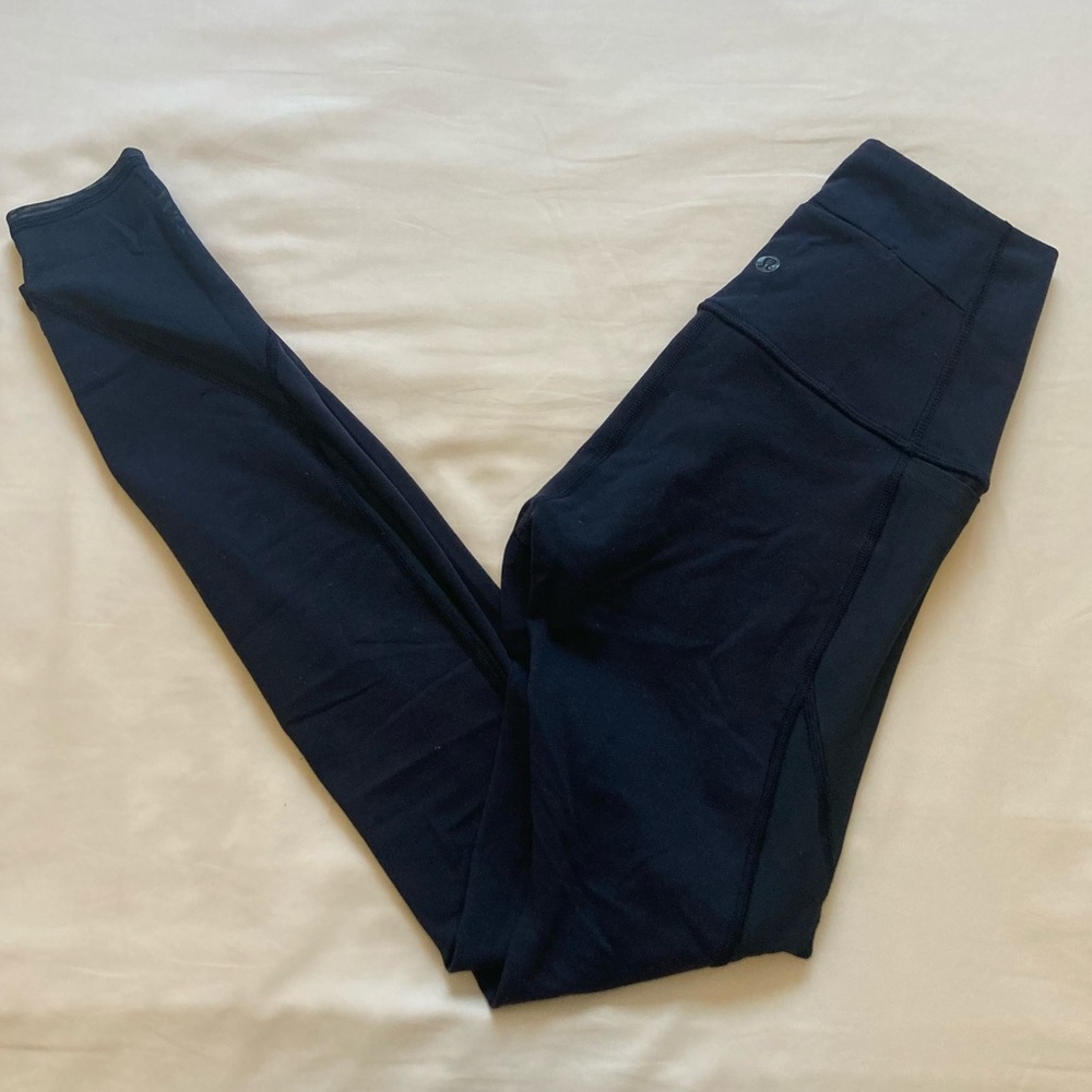 Lululemon high waisted mesh navy legging